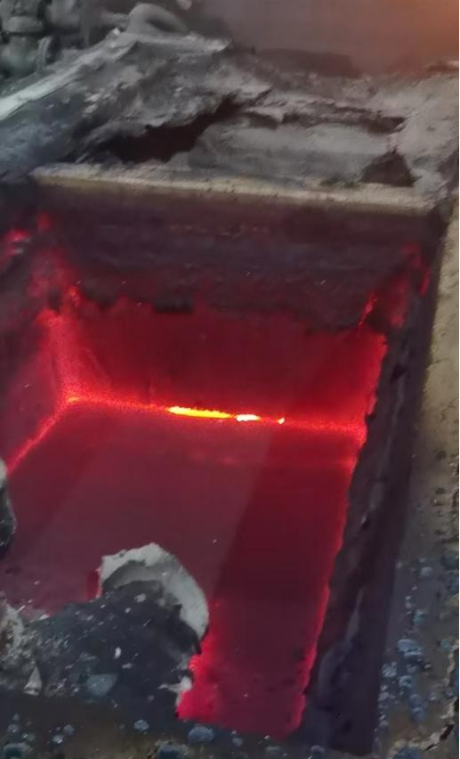 为提高浇注质量联合荣大在连铸中间包挡渣墙的创新研究可圈可点